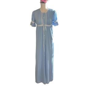 Vtg 70s Gilead Baby blue peignoir set sz small